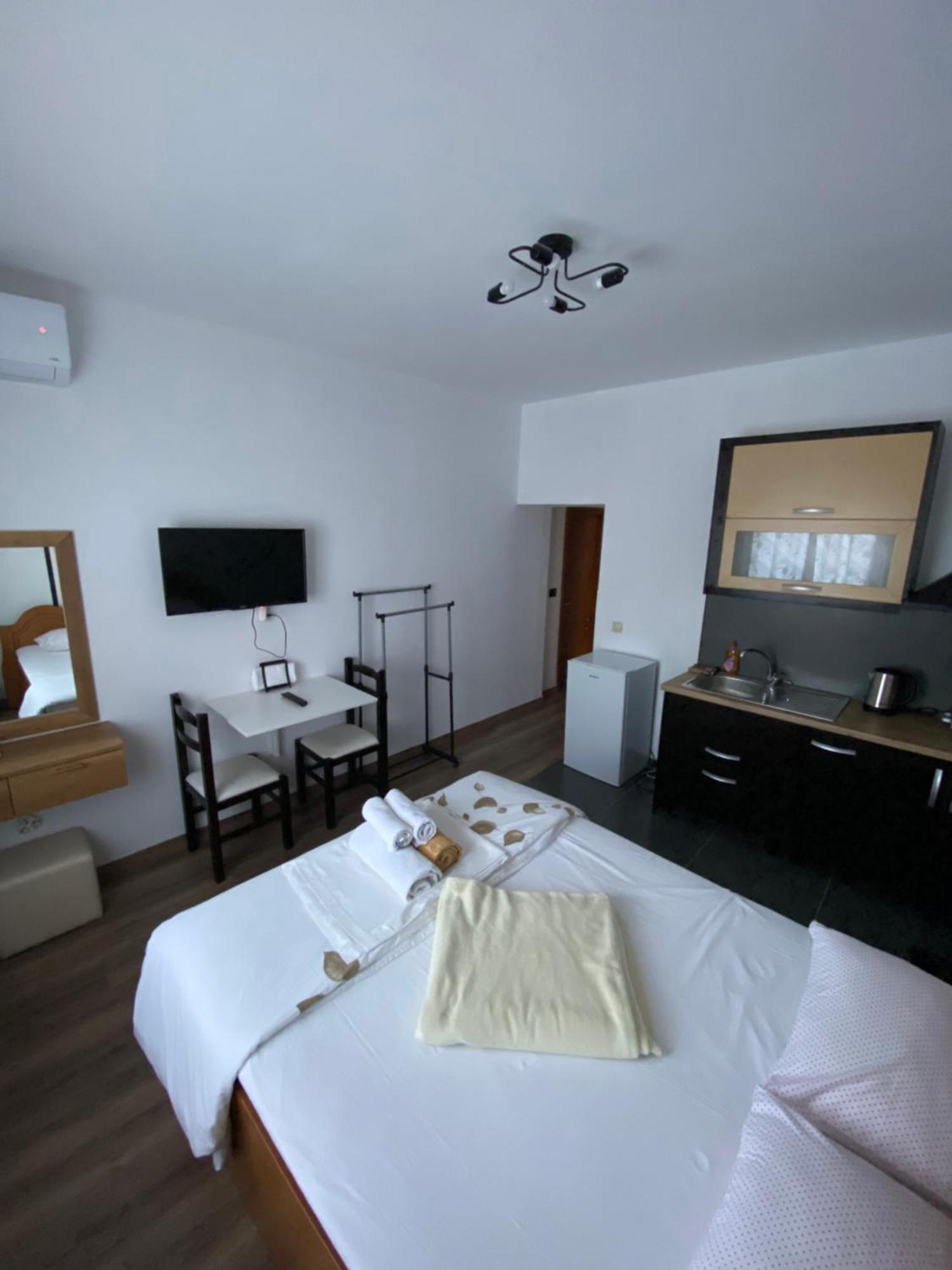 Elti Apartment Саранде Екстериор снимка